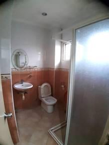 House at PU12, Taman Puchong Utama, Puchong, photo 5