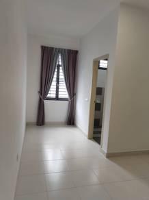 Bilik tidur – Rumah di Jalan Lili, Pasir Gudang, foto 10