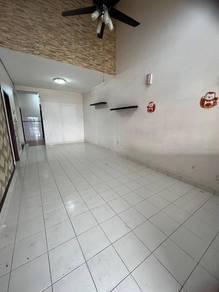 Living & dining – House at Jalan 22, Johor Bahru, photo 3