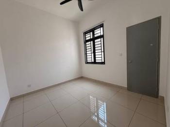 Bedroom – House at Jalan Palma Buluh 12, Johor Bahru, photo 6