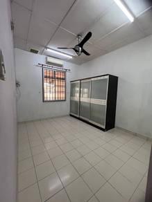 Bedroom – House at Jalan 22, Johor Bahru, photo 4