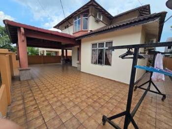 Bungalow at Laman Lili, Nilai, photo 3
