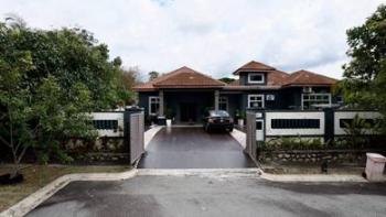 Banglo di Idaman Villa, Bandar Sri Sendayan, foto 3