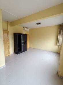 Flat at Jalan Pulai Perdana Taman Pulai Perdana, Johor Bahru, photo 3