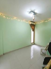 Flat at Jalan Pulai Perdana Taman Pulai Perdana, Johor Bahru, photo 4