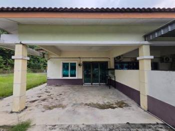 Exterior – House at Jasper Jaya, Seremban, photo 2