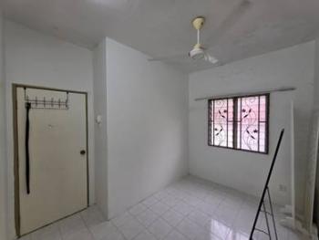 Bedroom – House at Jasper Jaya, Seremban, photo 10