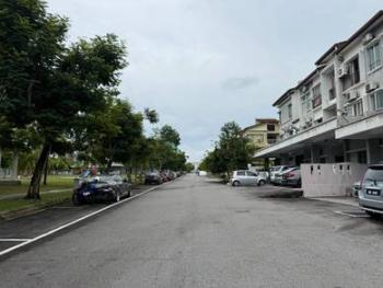 Taman Tropika 2, Kajang的联排别墅，照片5