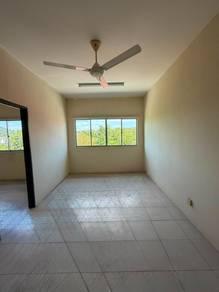 Flat at Damai Utama, Puchong, photo 1