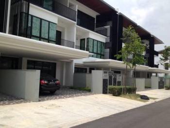 Banglo di Duta Villa, Setia Alam, foto 1