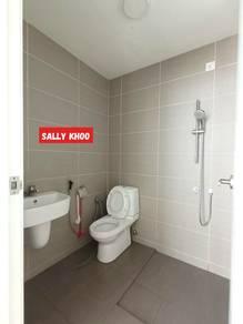 Bathroom – Condominium at Artis 3, Jelutong, photo 4