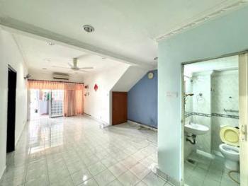 Living & dining – Townhouse at Lagenda Mas, Cheras, photo 2