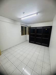 Flat at Desa Petaling, Bandar Tun Razak, photo 2