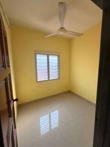 Rumah di Taman Sri Haneco, Semenyih, foto 4