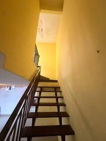 Rumah di Taman Sri Haneco, Semenyih, foto 7
