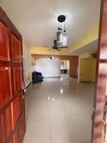 Rumah di Taman Sri Haneco, Semenyih, foto 3