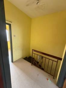 Rumah di Taman Sri Haneco, Semenyih, foto 8