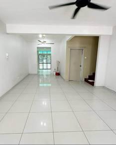 Park Villa Bandar Bukit Puchong 2, Puchong的联排别墅，照片9