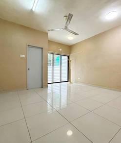 Park Villa Bandar Bukit Puchong 2, Puchong的联排别墅，照片5