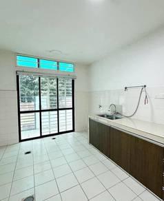Park Villa Bandar Bukit Puchong 2, Puchong的联排别墅，照片7