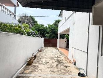House at Taman Bukit Melaka, Bukit Beruang, photo 2