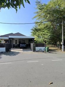 Banglo di Taman Seri Kelubi, Jitra, foto 1