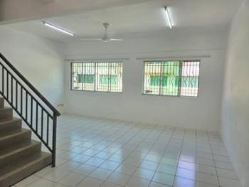 Rumah Bandar di Block C, Kota Kinabalu, foto 2
