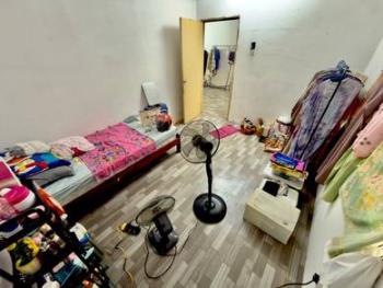 Flat at Nilam Sari, Seksyen 7, Shah Alam, photo 3