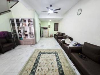 Rumah di Jalan Empangan, Shah Alam, foto 1