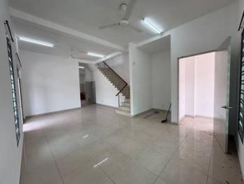 Rumah di Jalan Mutiara Emas 10, Johor Bahru, foto 2