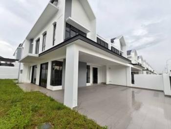 Rumah di Setia Tropika, Setia Tropika, foto 1