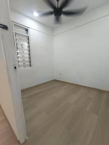 Flat at Temenggong, Kulai, photo 3