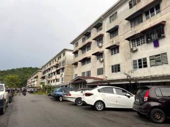 Flat at Taman Desa Baiduri, Cheras, photo 2