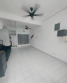 Townhouse at Bandar Ainsdale, Seremban 2, photo 3