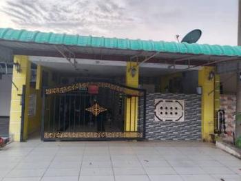 House at TAMAN TIANG DUA AYER MOLEK, Ayer Molek, photo 1