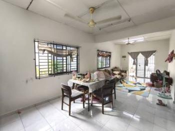 Rumah di TAMAN MERAK MAS, BUKIT KATIL, Bukit Katil, foto 4