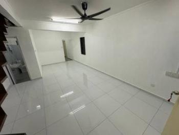 Rumah di Puteri Wangsa, Jalan Lading, Ulu Tiram, foto 6