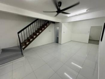 Rumah di Puteri Wangsa, Jalan Lading, Ulu Tiram, foto 1
