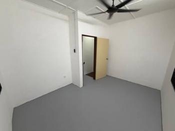 Rumah di Puteri Wangsa, Jalan Lading, Ulu Tiram, foto 3