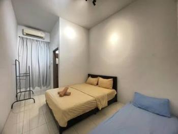 Rumah di TAMAN KULIM SQUARE, Lunas, foto 3