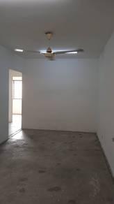 Flat at Jalan Selat Selatan 17/KS5, Pandamaran, photo 4