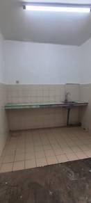 Flat at Jalan Batu Nilam 34, Klang, photo 4